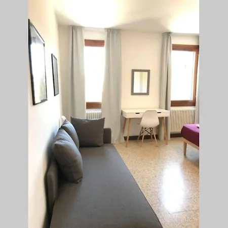 Kosher House - 4th Floor